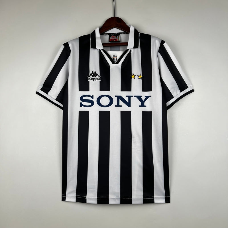 Juventus 1995-1997 Home Shirt