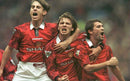 Manchester United 1996-98 Home Shirt 3